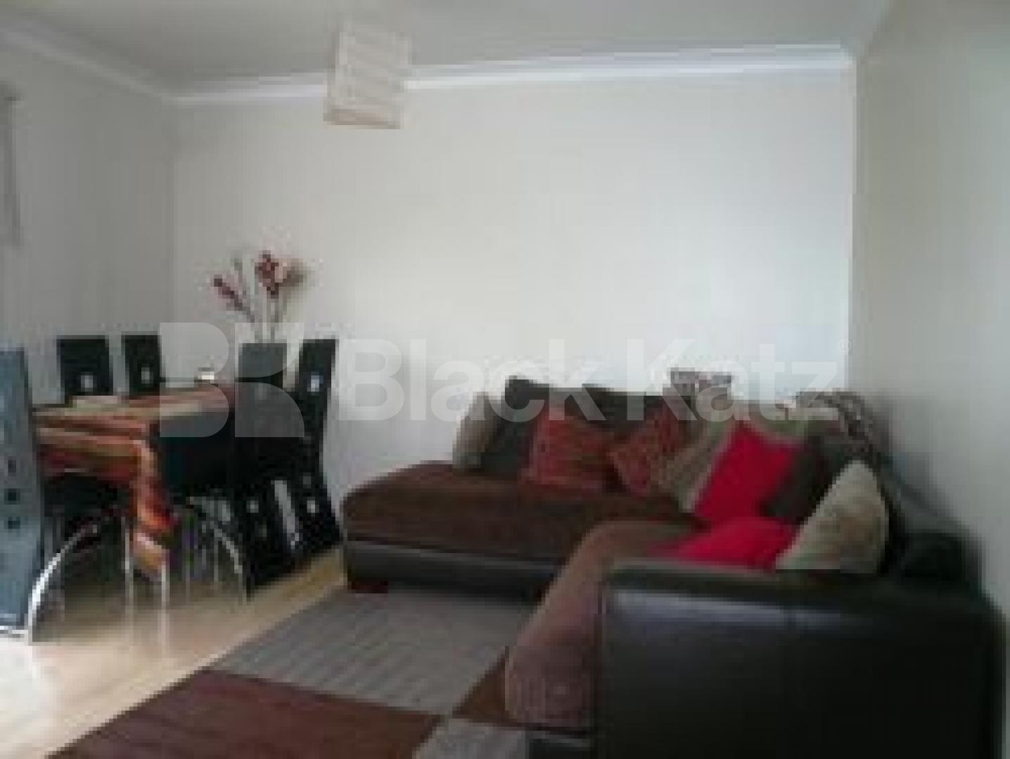 			3 Bedroom, 1 bath, 1 reception Flat			 Primrose Close, FINCHLEY CENTRAL